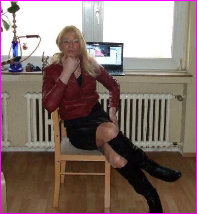Masculine failure Sissy Mandy trying to be a lady